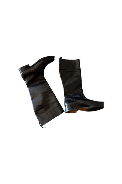 Bottes noires en cuir
