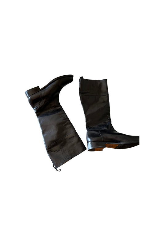 Bottes noires en cuir