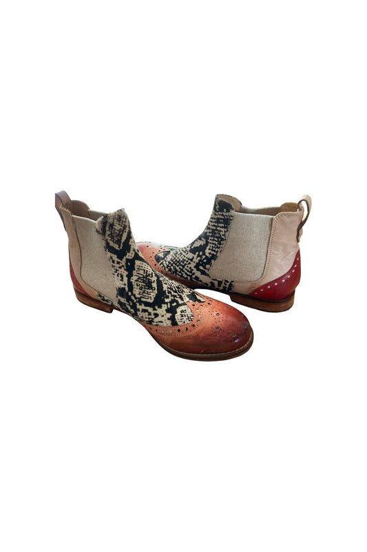 Boots état neuf 39 cuir et peau