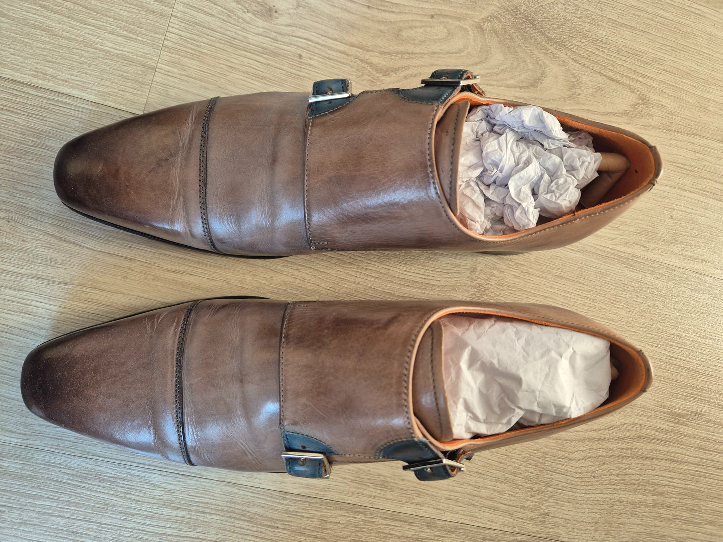 Lewis 52 - Monk light brown