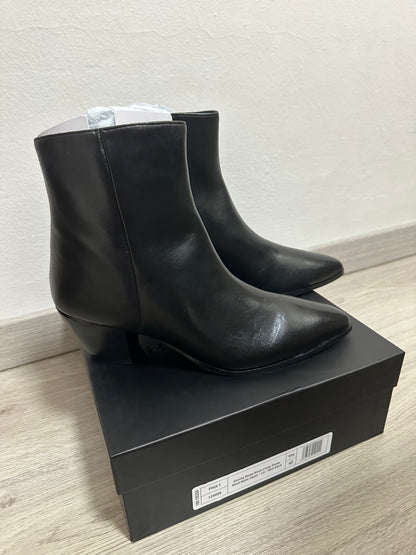 Finja 1 Boots