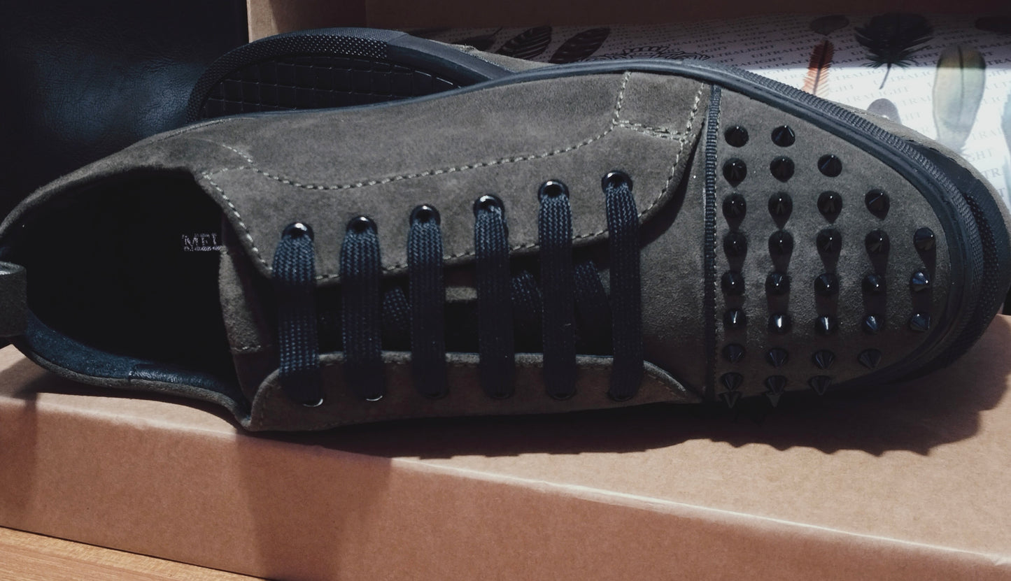 Herren-Sneaker aus Veloursleder Modell Harvey 12