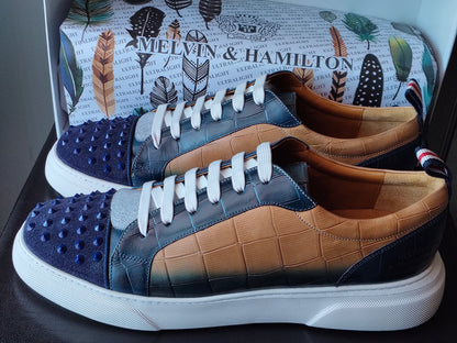 Herren-Sneaker Modell Harvey 12 Größe 45 mit Nieten an der Spitze