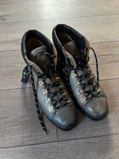 Ankle boots
