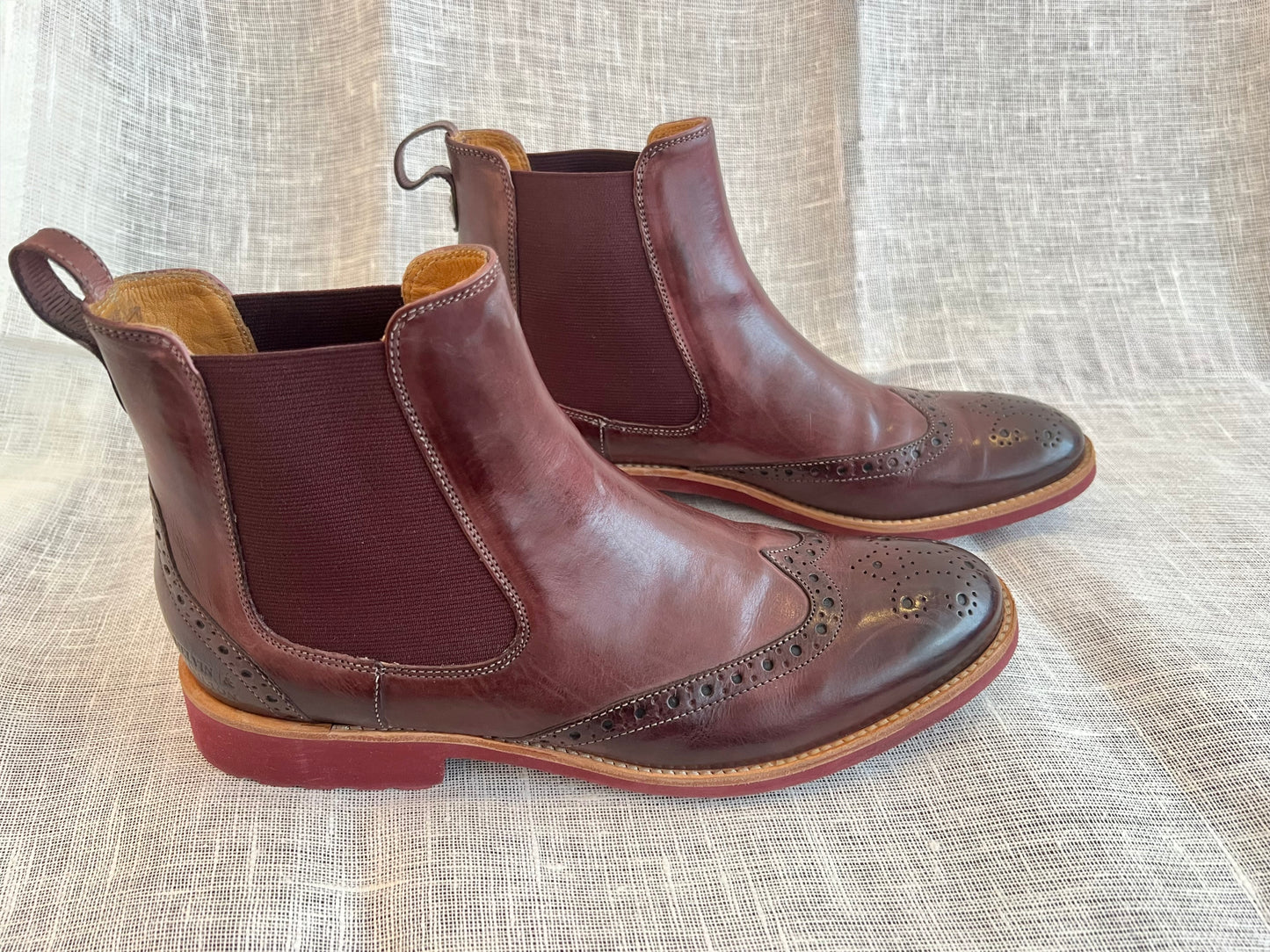 Red ankle boots, women, size 41 very good condition