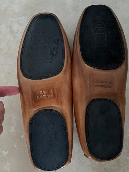 WOMEN'S BROWN LOAFERS